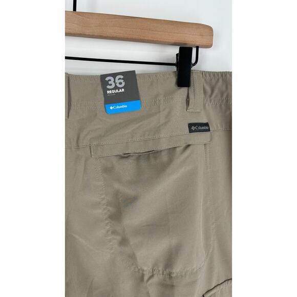 Columbia Mens Eaglecrest 10" Performance Cargo Shorts Tusk Brown Size 36 New UPF - Picture 12 of 13